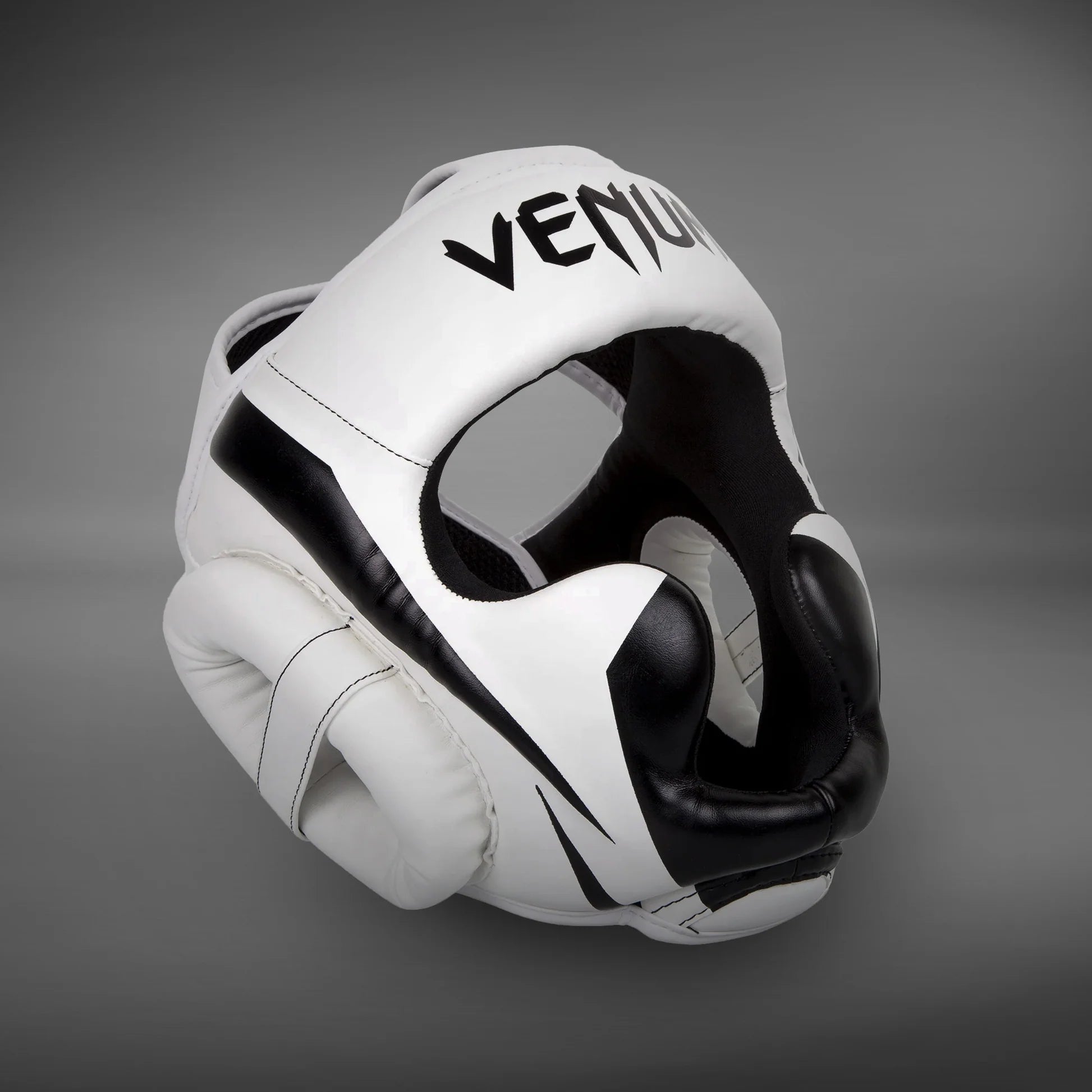 واقي راس بوكسينج VENUM