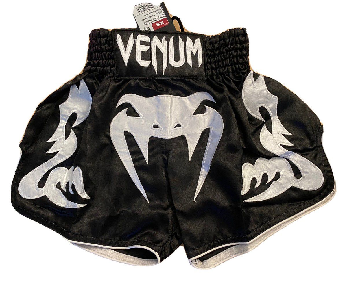 شورت بوكسينج VENUM